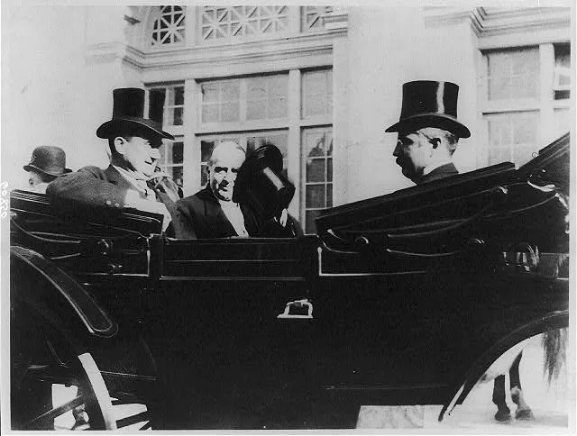 The last photo ever taken of President McKinley, at Buffalo, N.Y.,…, 1901