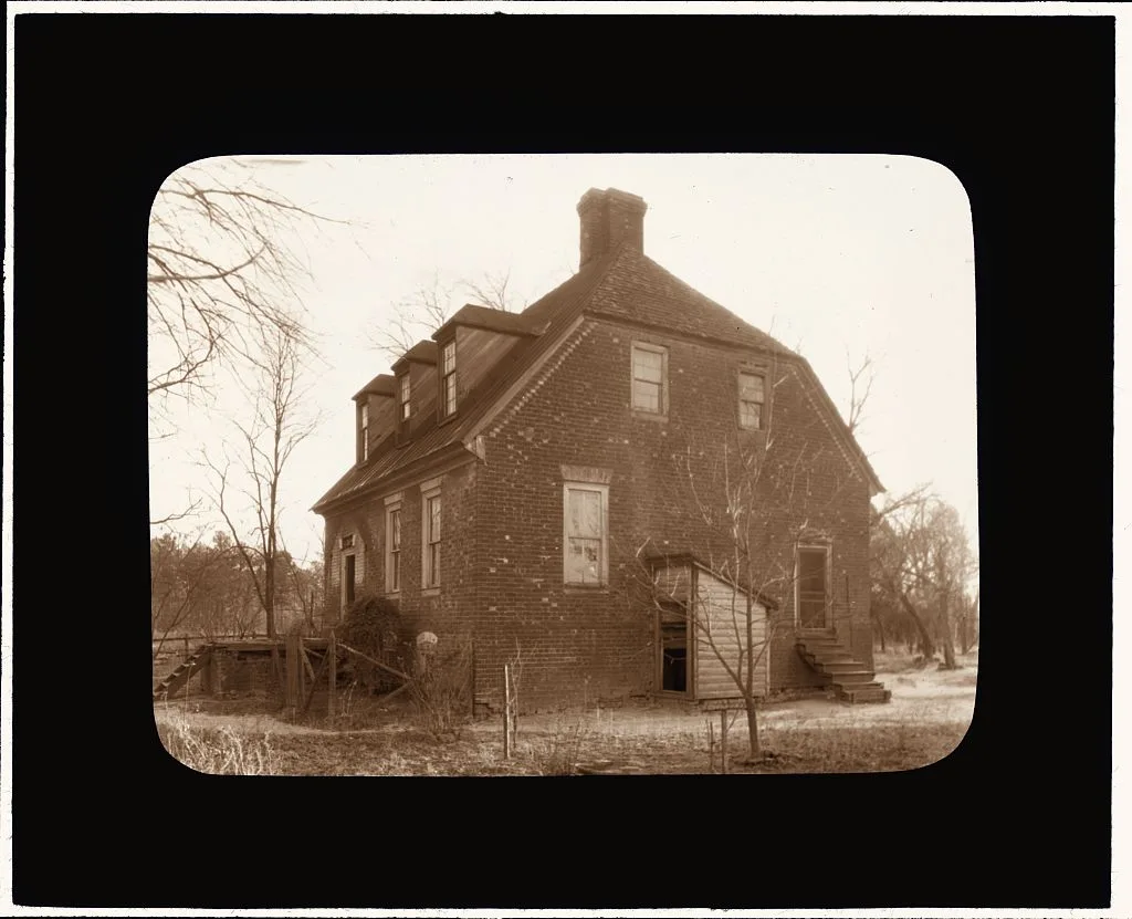 [Seven Springs, West Point, King William County, Virginia. Sideyard], 1935