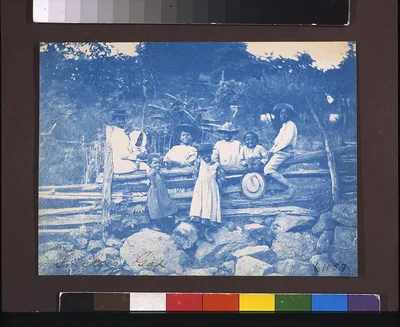 [Snicker's Gap. Watching the stage go by], Snicker'S Gap, Virginia, 1900