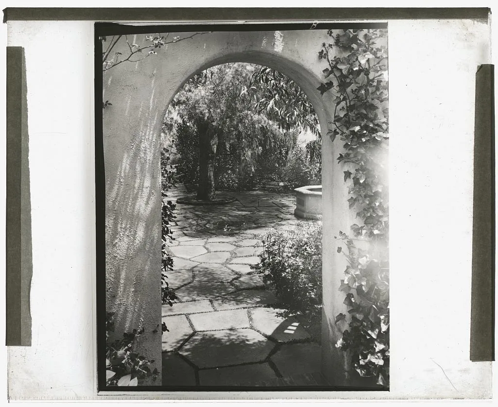 [Wellington Stanley Morse house, 450 South San Rafael Avenue, San San…, Pasadena, California, 1917