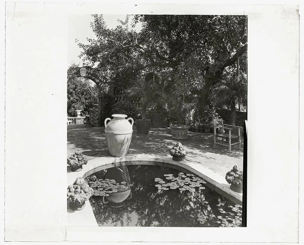 ["Quiet Corner," John Wesley Baxter, Dublin and Hill Roads,…, Greenwich, Connecticut, 1920
