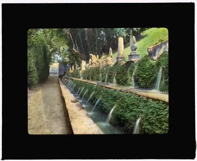 [Villa d'Este, Tivoli, Lazio, Italy. Wall fountain], Italy, Tivoli, 1925