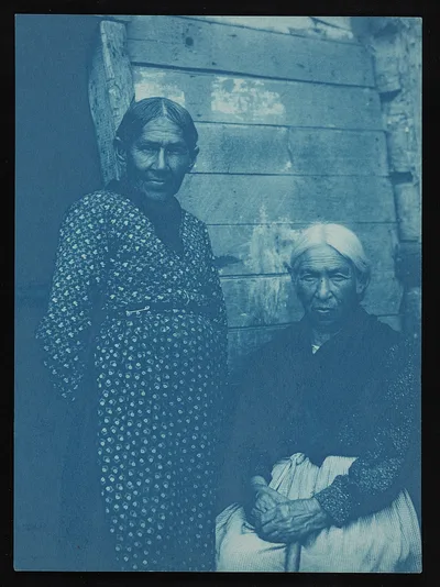 [Two Native American women, posed, on Mackinac Island], Michigan, Mackinac Island, 1903