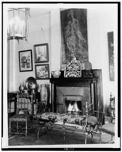 Photograph from 1920: [Fireplace, furniture, and works of art in…